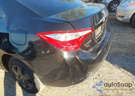 2015 Toyota Corolla L из США, поврежденный, VIN 5YFBURHE1FP353038